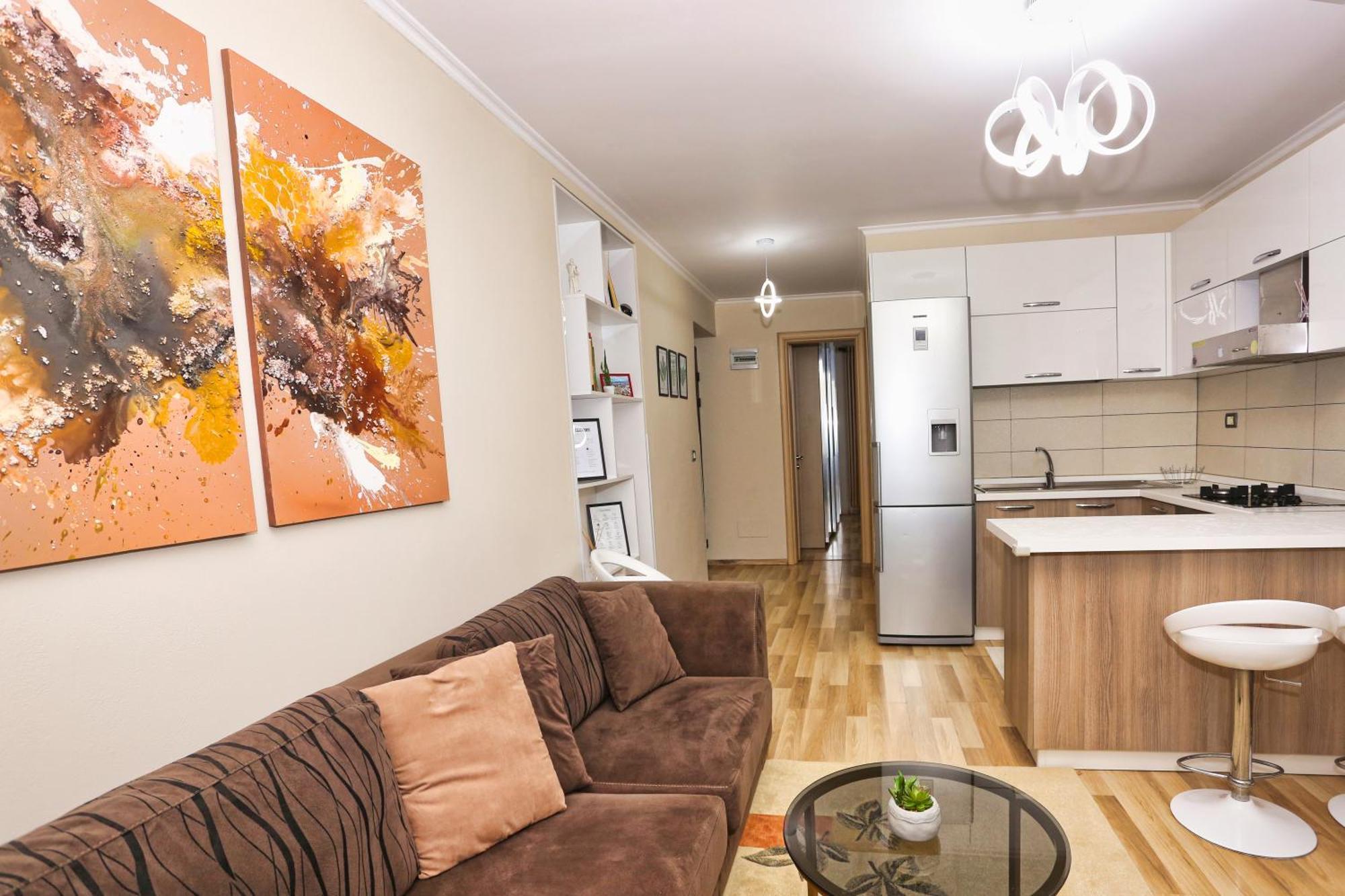 R&B City Center Apartment Tirana Exterior photo